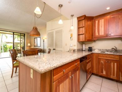 Kaanapali Beachfront Two Bedroom Vacation Condo